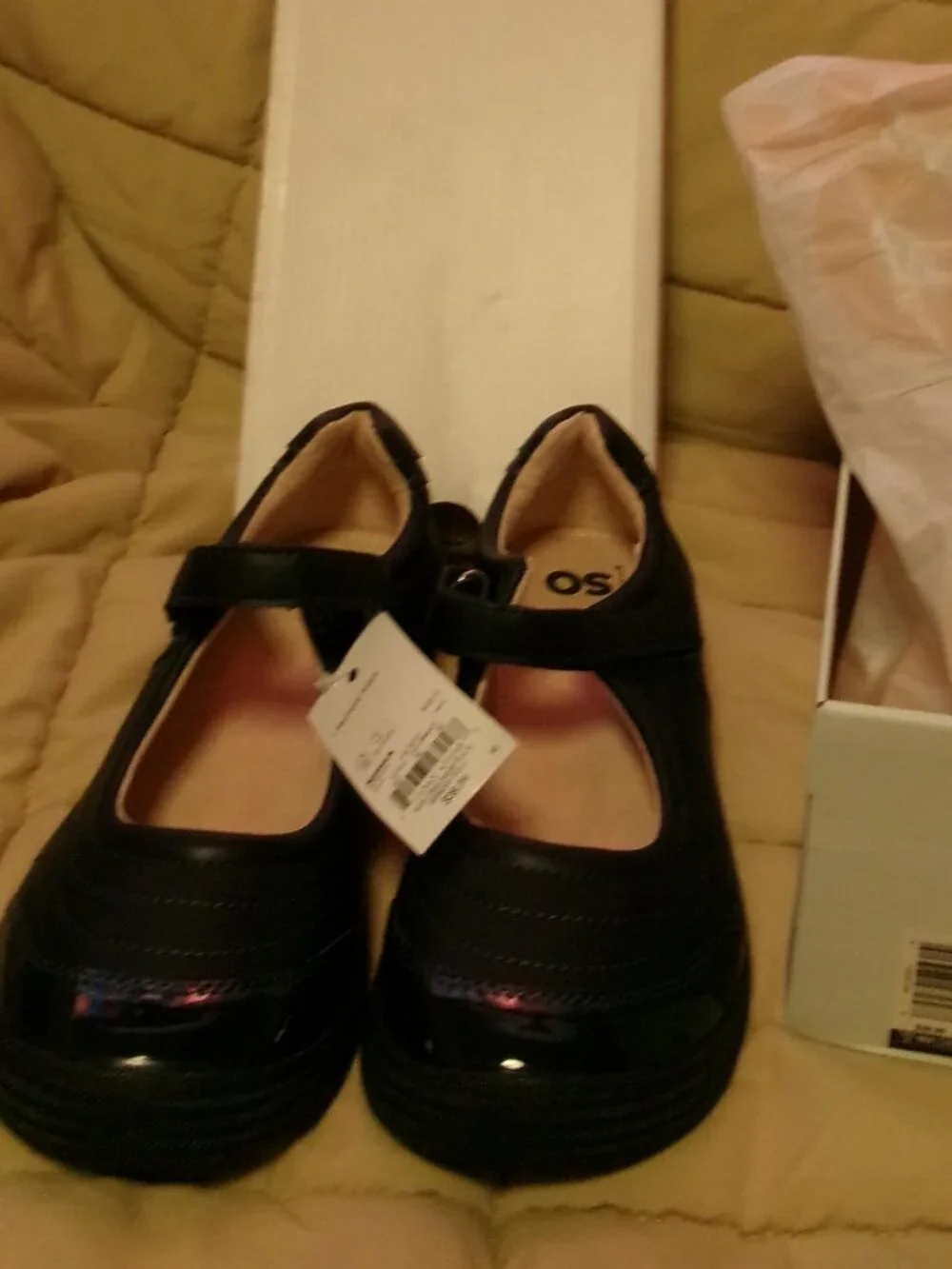 NWT Big Girl's Size 5 Navy Violin Shoes